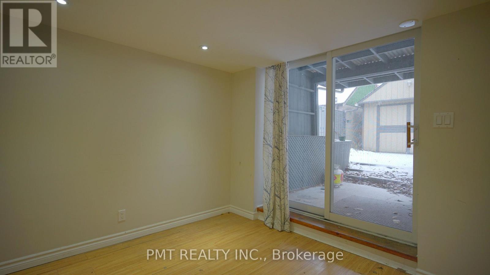 103 Yardley Avenue, Toronto, ON - Indoor Photo Showing Other Room