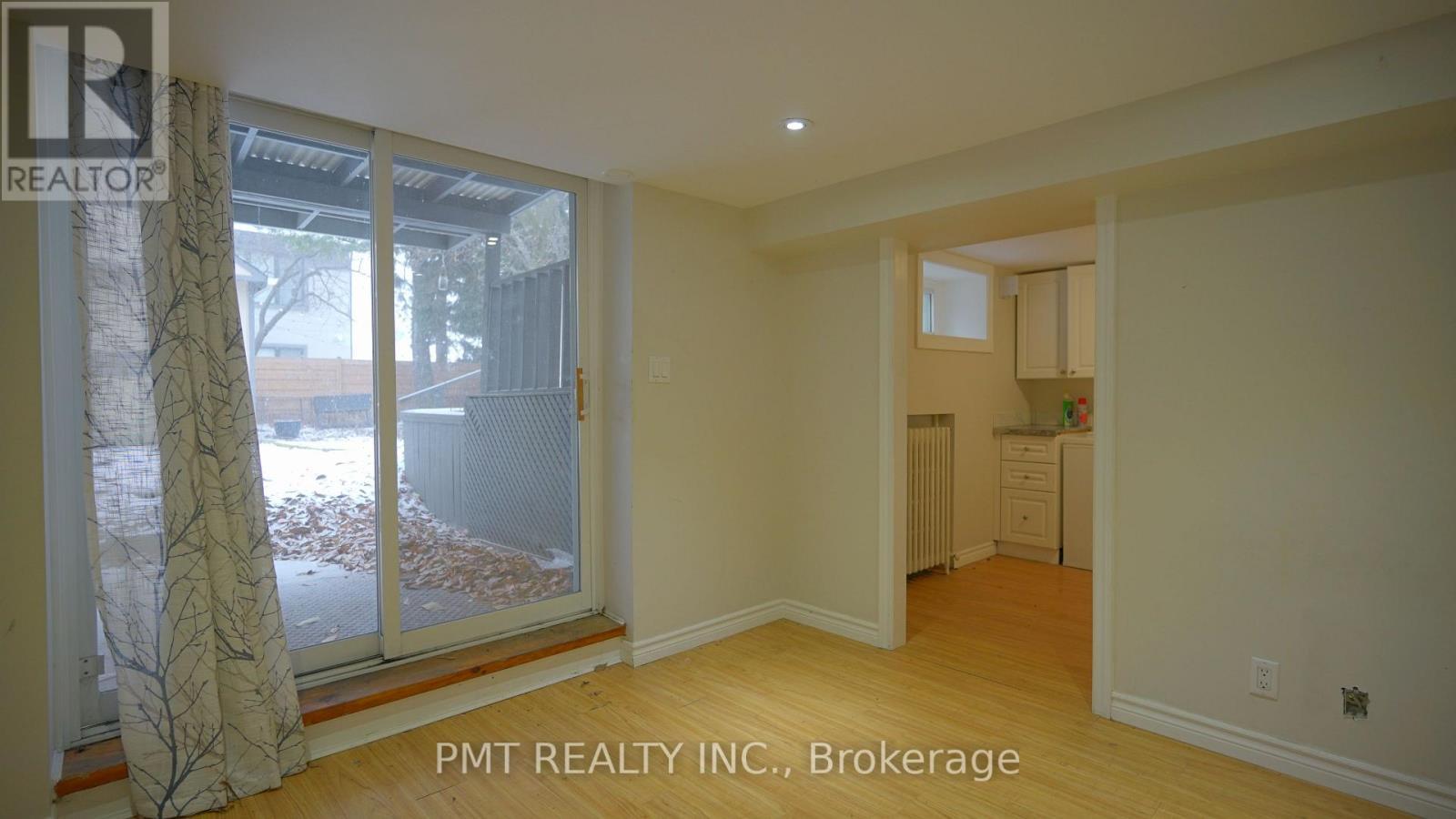 103 Yardley Avenue, Toronto, ON - Indoor Photo Showing Other Room