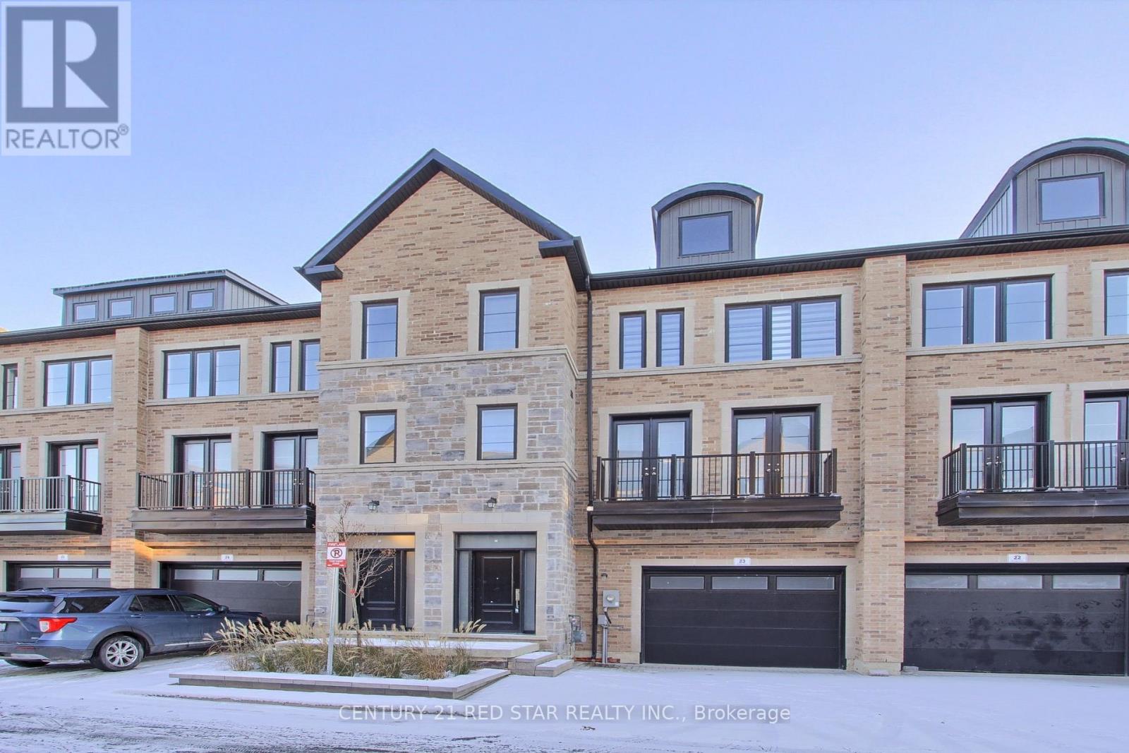 23 - 260 Eagle Street, Newmarket, ON - Outdoor With Facade