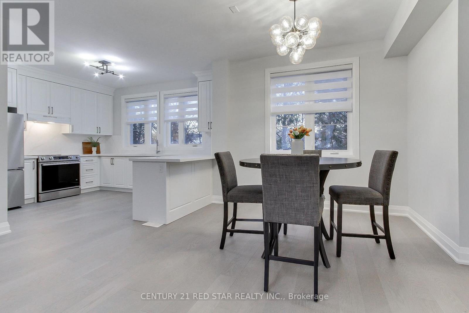 23 - 260 Eagle Street, Newmarket, ON - Indoor