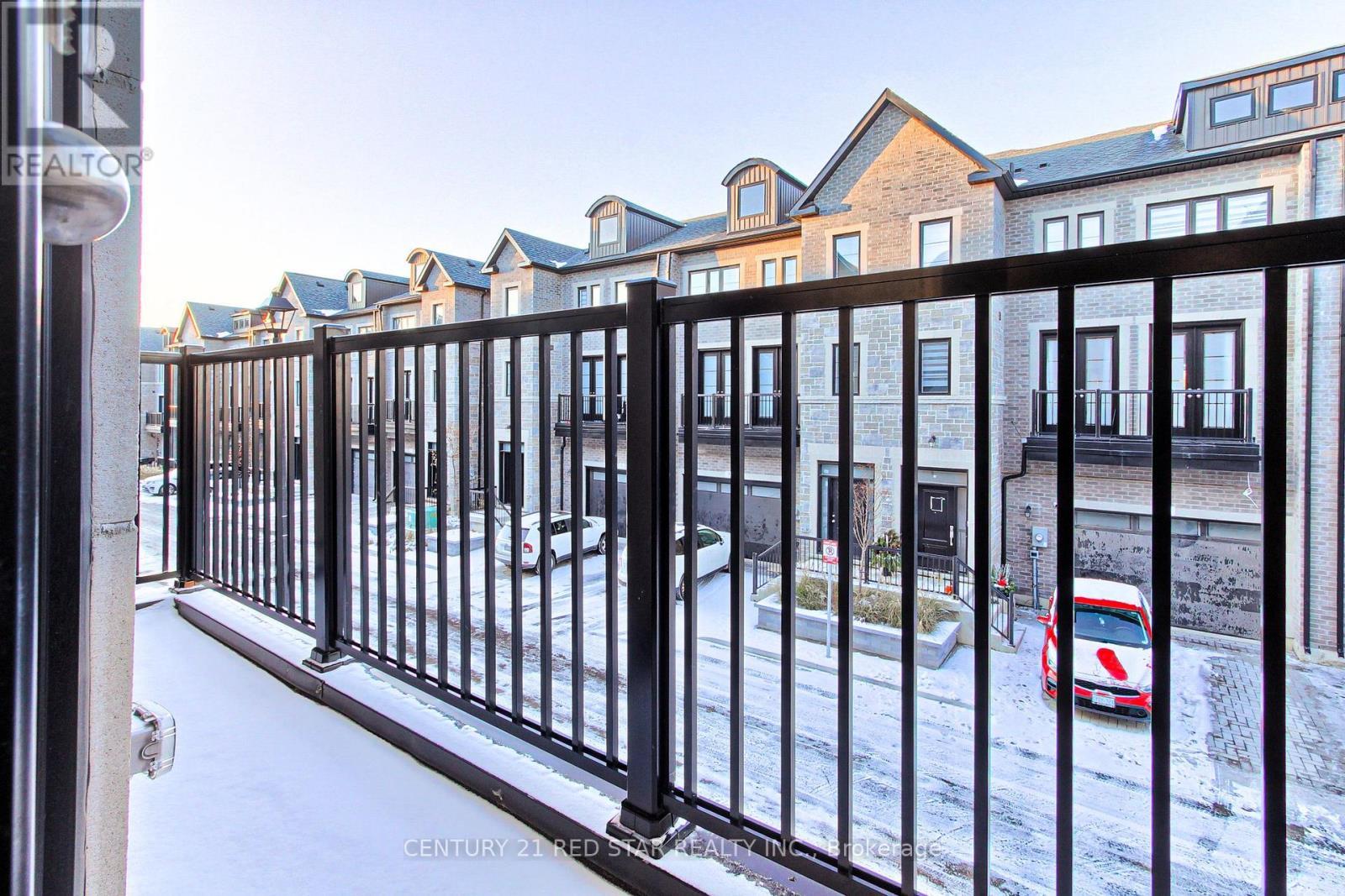 23 - 260 Eagle Street, Newmarket, ON -