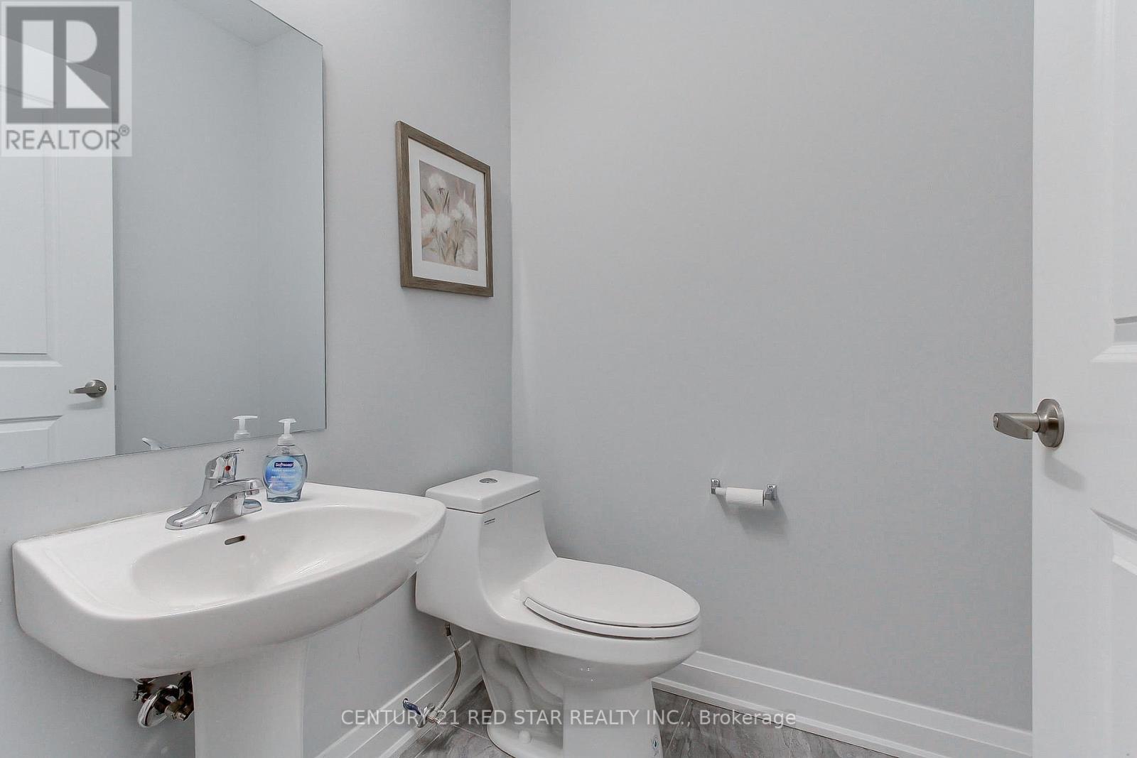 23 - 260 Eagle Street, Newmarket, ON - Indoor Photo Showing Bathroom
