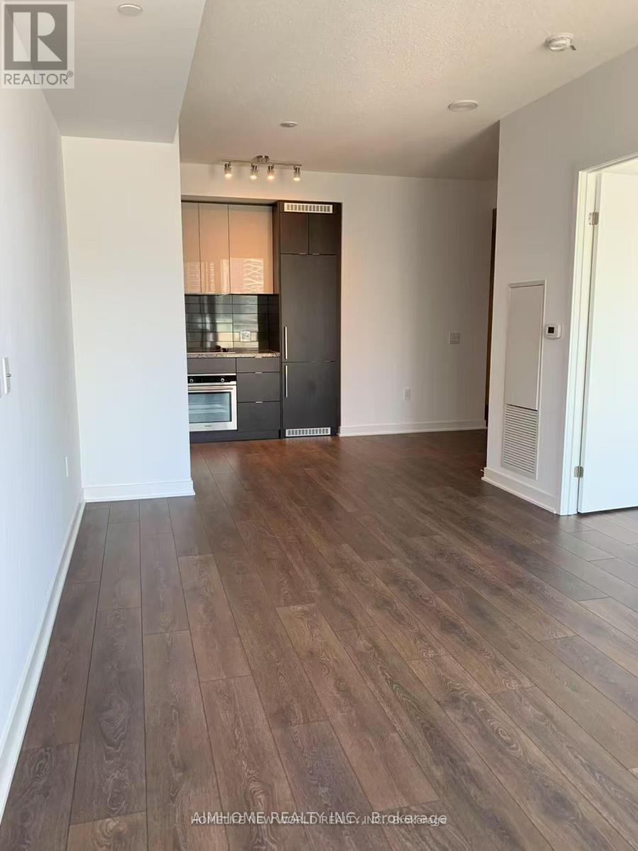 1009 - 125 Blue Jays Way, Toronto, ON - Indoor Photo Showing Kitchen