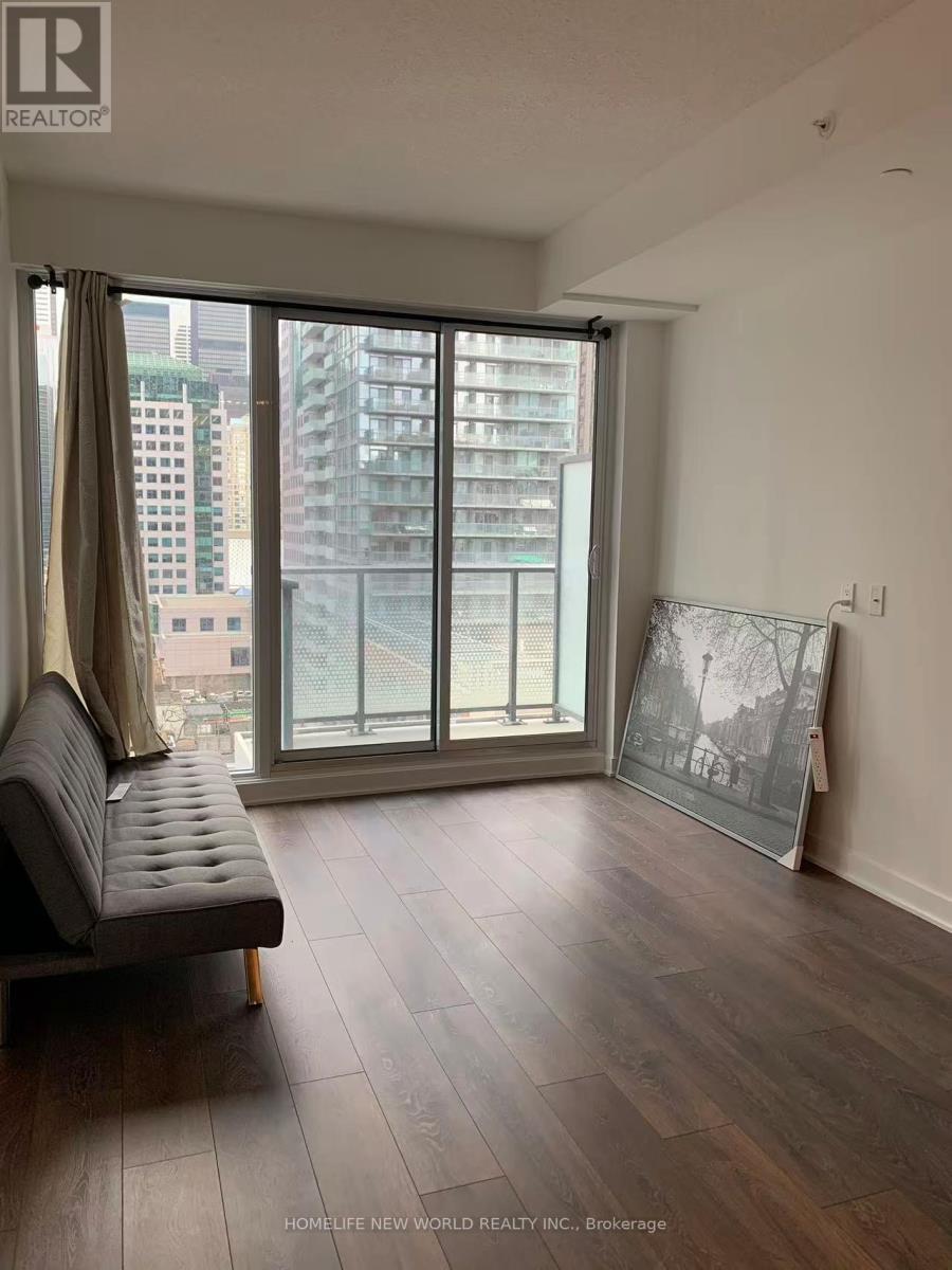 1009 - 125 Blue Jays Way, Toronto, ON - Indoor