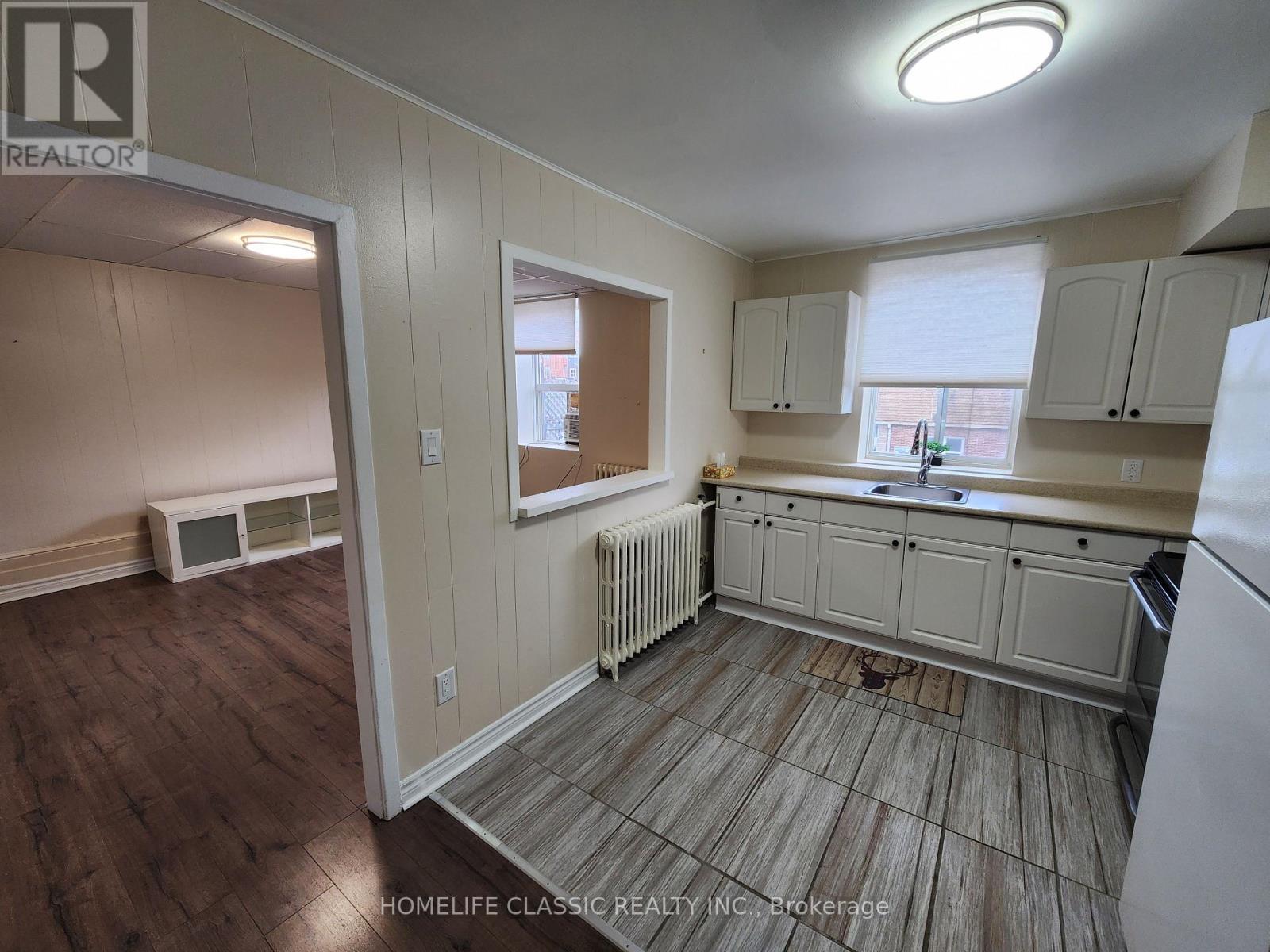 2 - 5 Main Street S, Uxbridge, ON