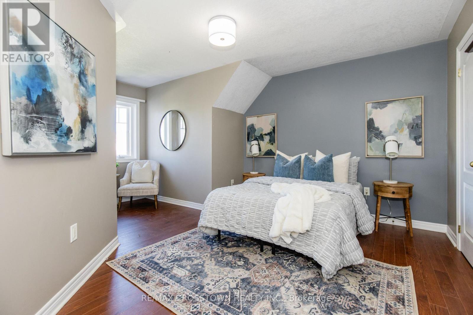 62 Windsor Crescent, Barrie, ON - Indoor Photo Showing Bedroom