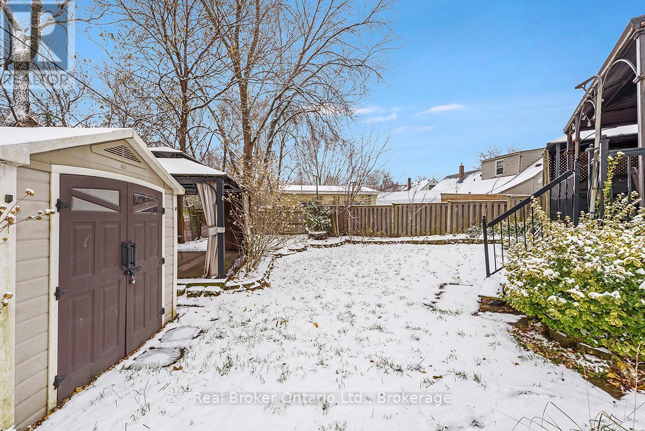 58 Eastvale Place, Hamilton (Mcquesten), ON - Outdoor