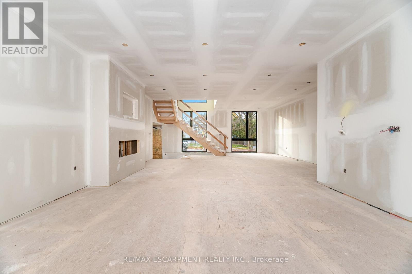 2488 Bridge Road, Oakville, ON - Indoor Photo Showing Other Room