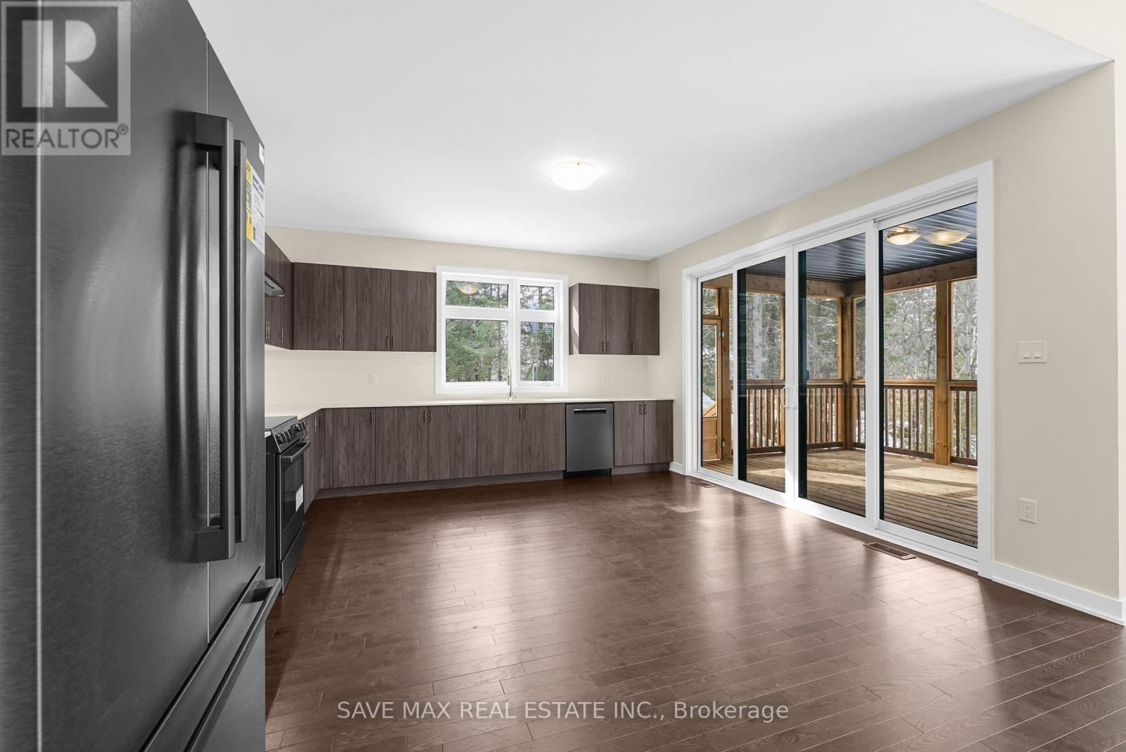 1007 Kingsridge Court, Lake Of Bays, ON - Indoor