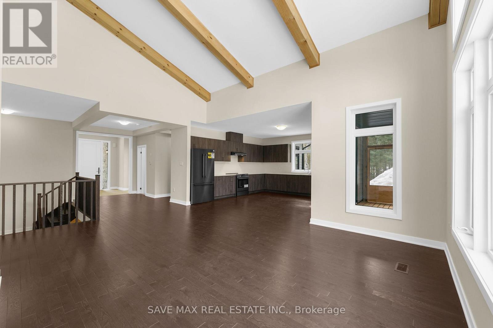 1007 Kingsridge Court, Lake Of Bays, ON - Indoor Photo Showing Other Room