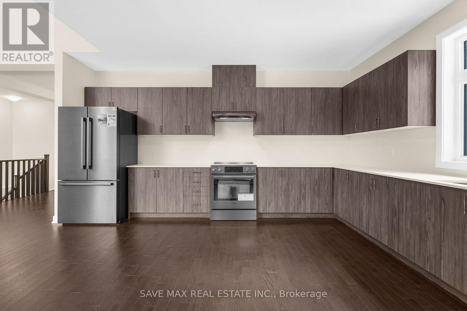 1007 Kingsridge Court, Lake Of Bays, ON - Indoor Photo Showing Kitchen