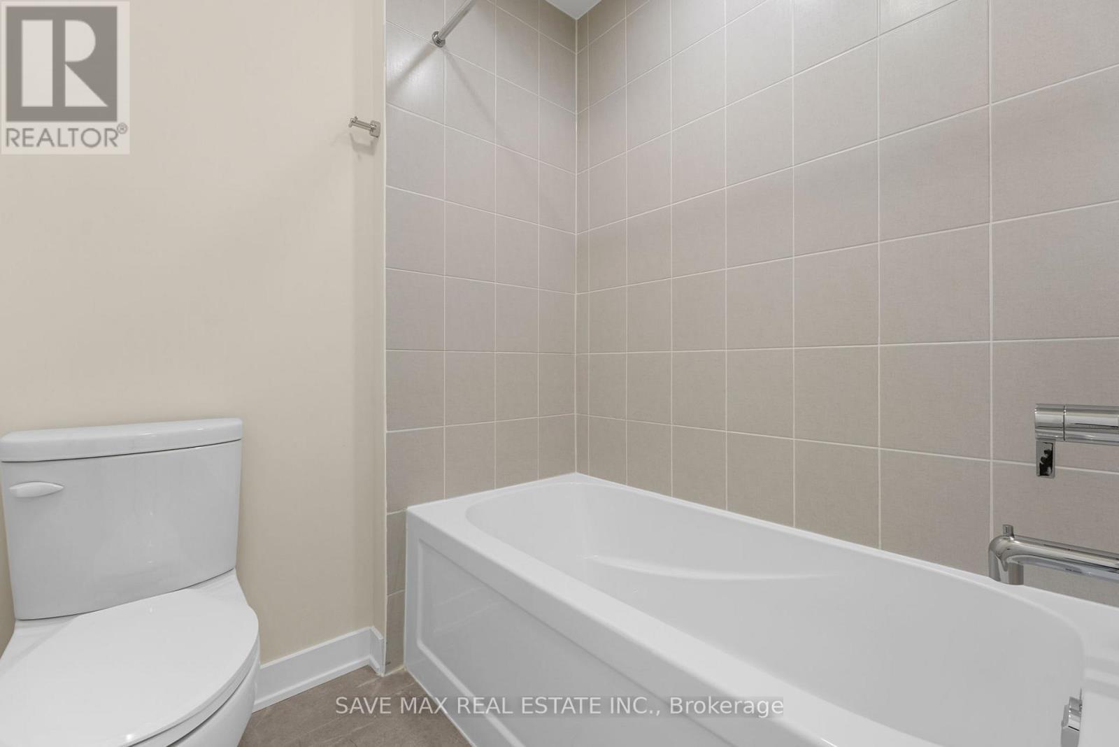 1007 Kingsridge Court, Lake Of Bays, ON - Indoor Photo Showing Bathroom