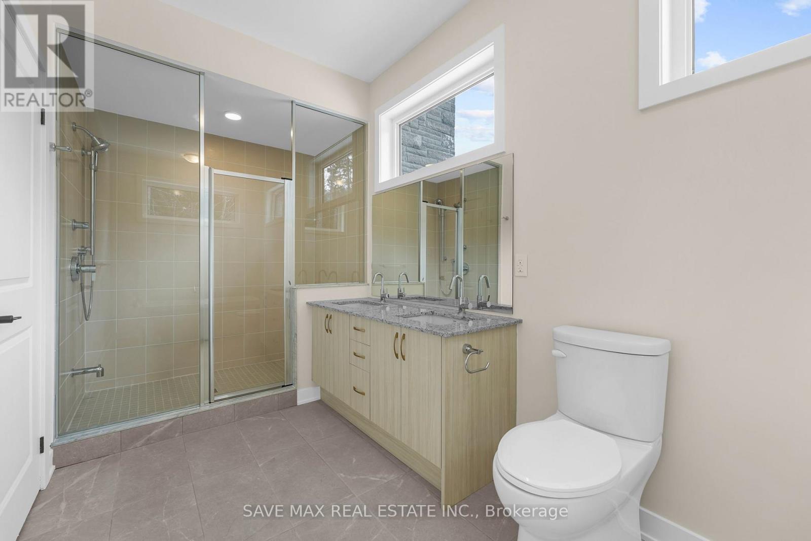 1007 Kingsridge Court, Lake Of Bays, ON - Indoor Photo Showing Bathroom