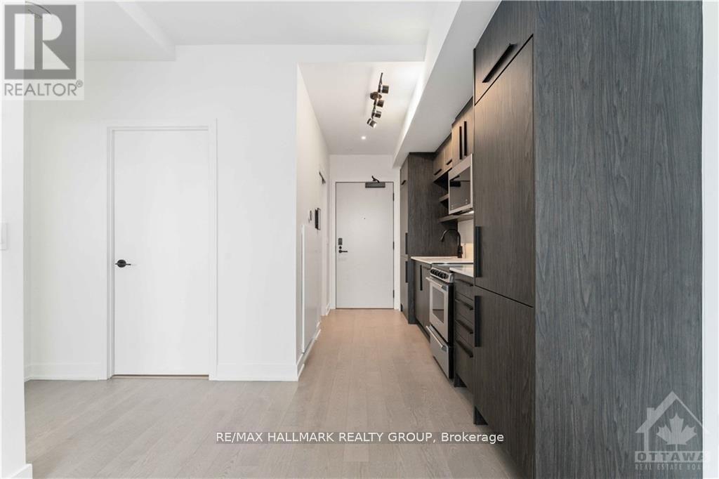 718 - 560 Rideau Street, Ottawa, ON - Indoor