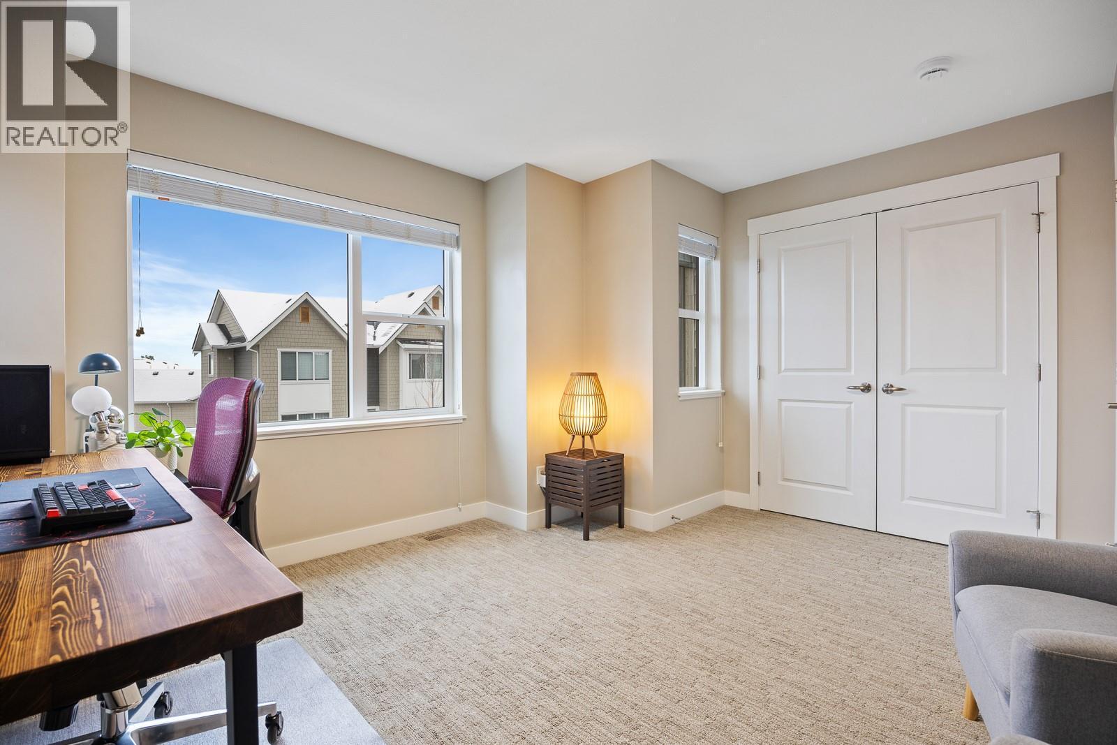 2490 Tuscany Drive Unit# 54, West Kelowna, BC - Indoor Photo Showing Office