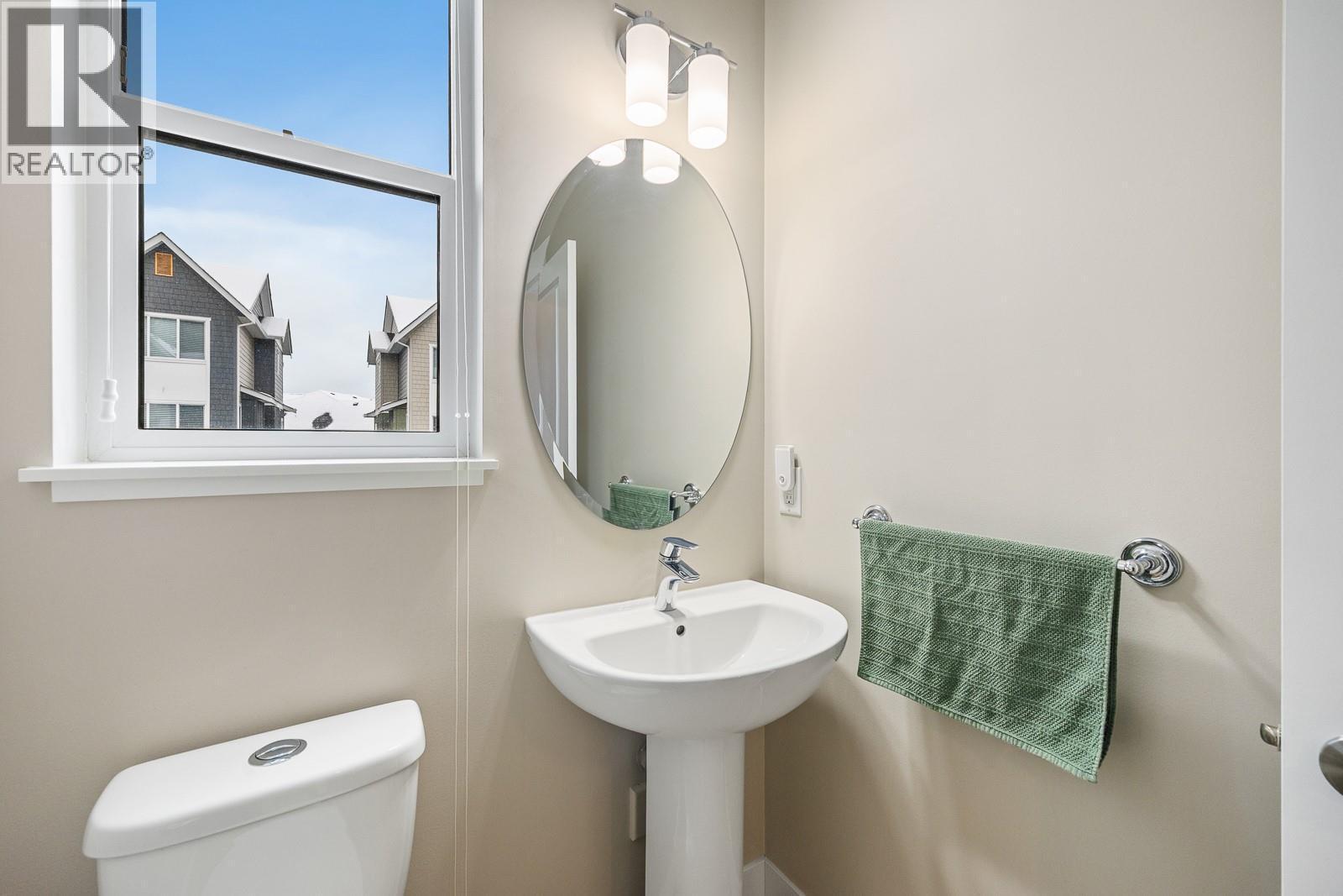 2490 Tuscany Drive Unit# 54, West Kelowna, BC - Indoor Photo Showing Bathroom