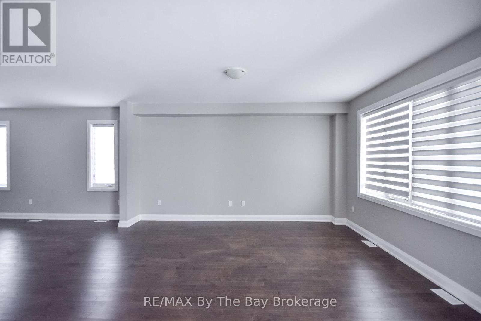 30 Misty Ridge Road, Wasaga Beach, ON - Indoor Photo Showing Other Room