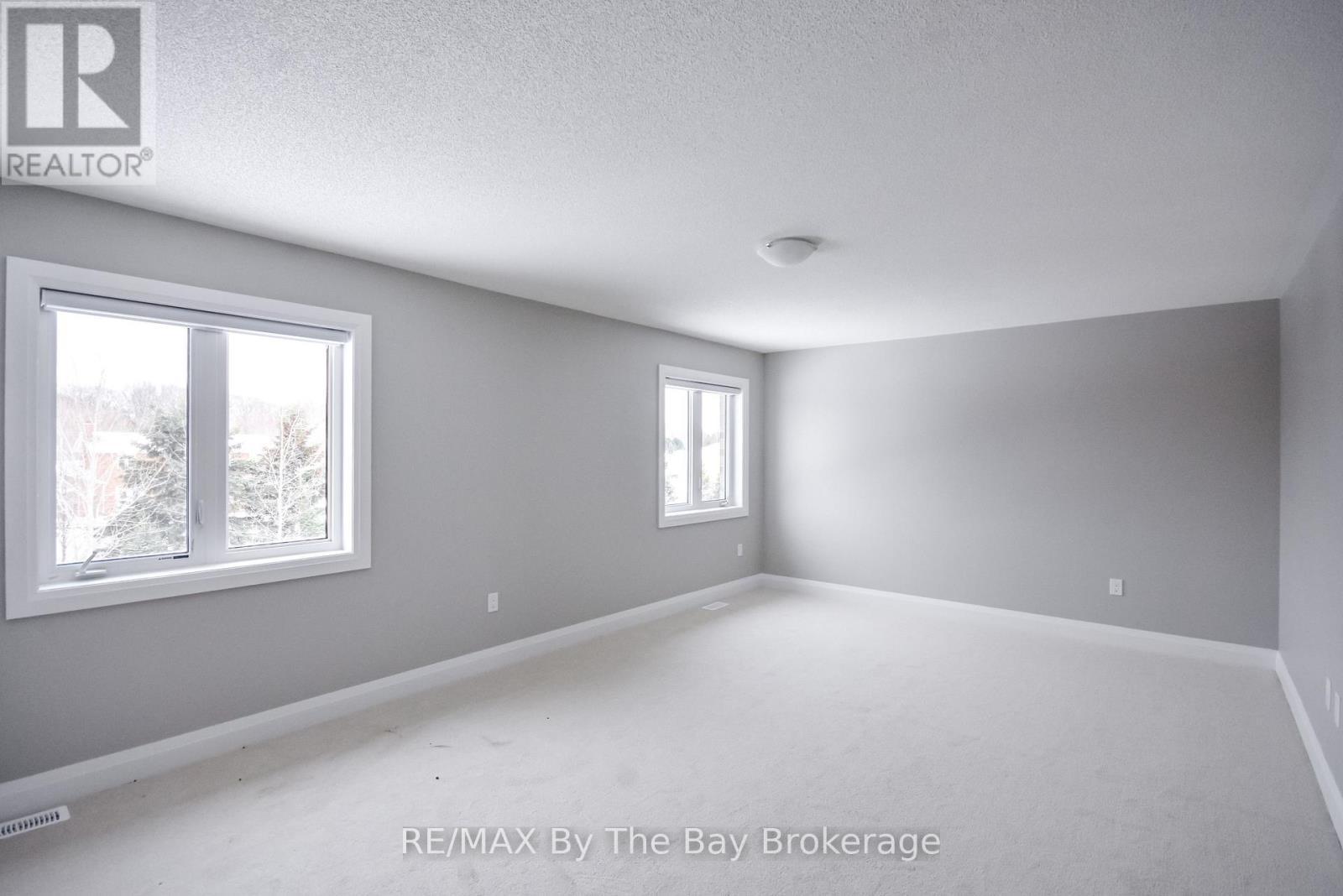 30 Misty Ridge Road, Wasaga Beach, ON - Indoor Photo Showing Other Room