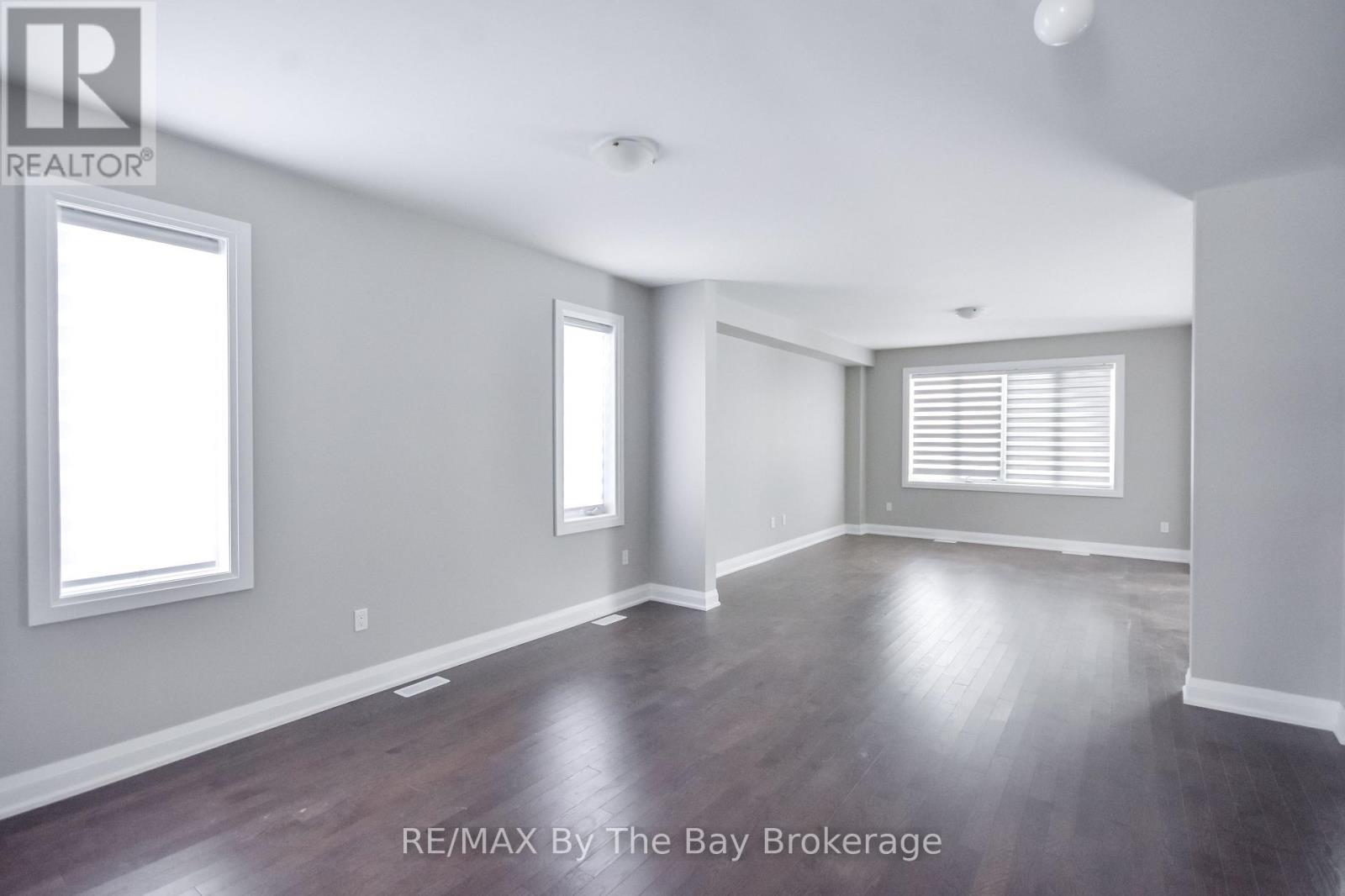 30 Misty Ridge Road, Wasaga Beach, ON - Indoor Photo Showing Other Room