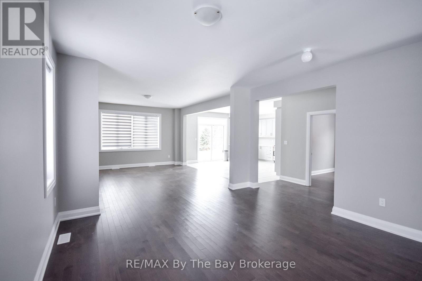 30 Misty Ridge Road, Wasaga Beach, ON - Indoor Photo Showing Other Room