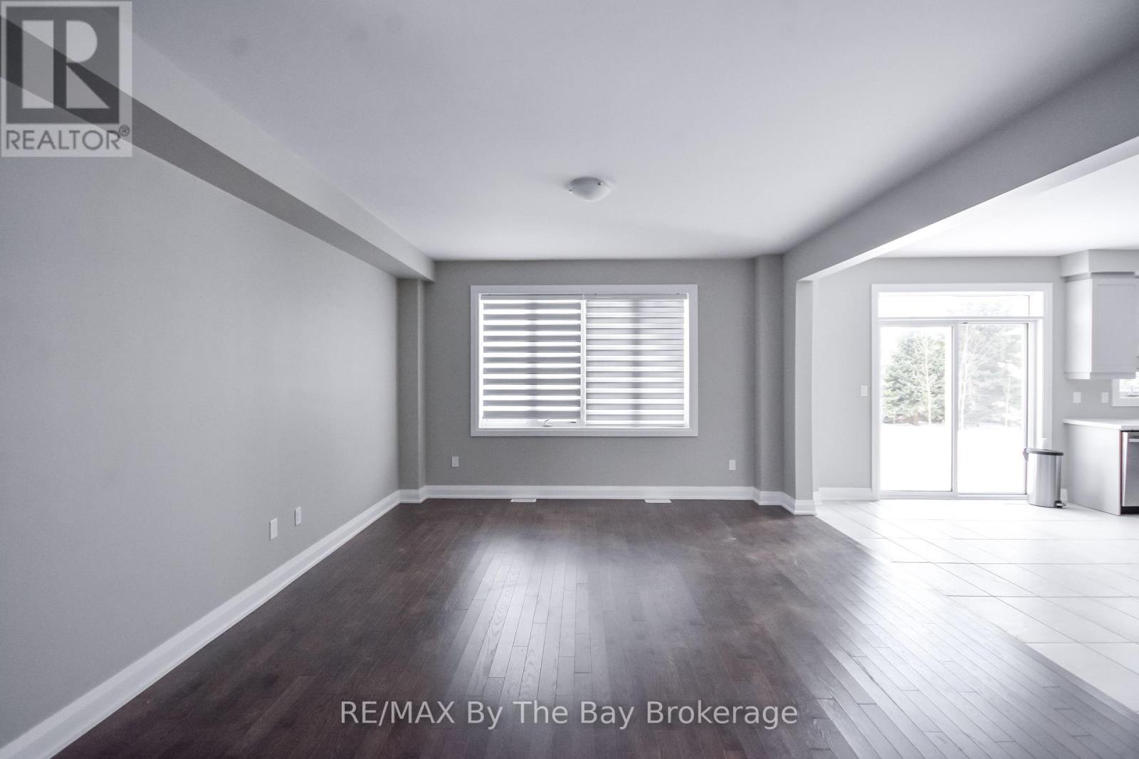 30 Misty Ridge Road, Wasaga Beach, ON - Indoor Photo Showing Other Room