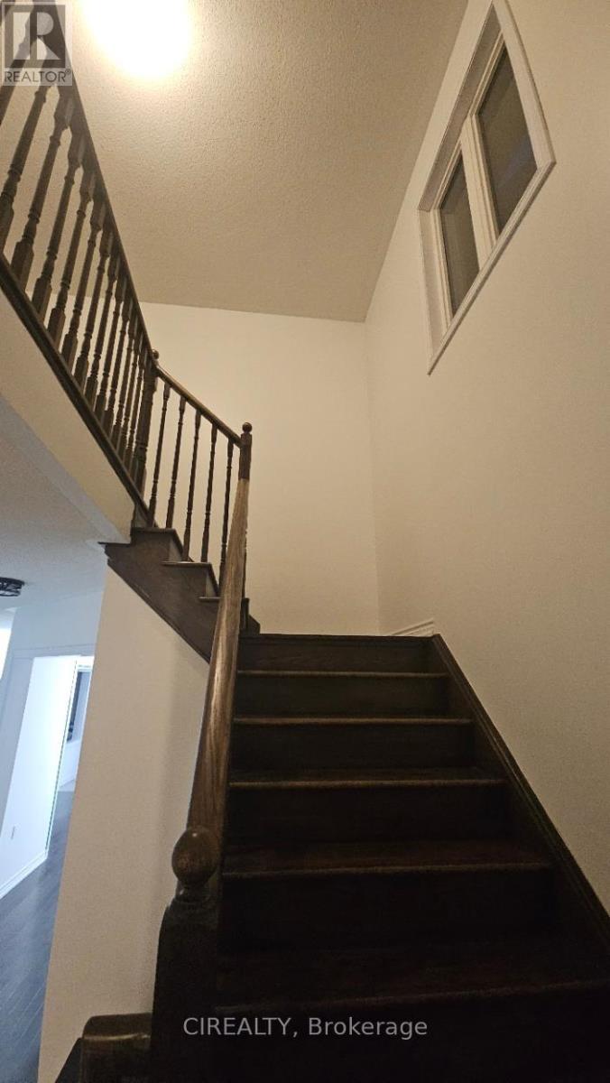 268 Bonnieglen Farm Boulevard, Caledon, ON - Indoor Photo Showing Other Room