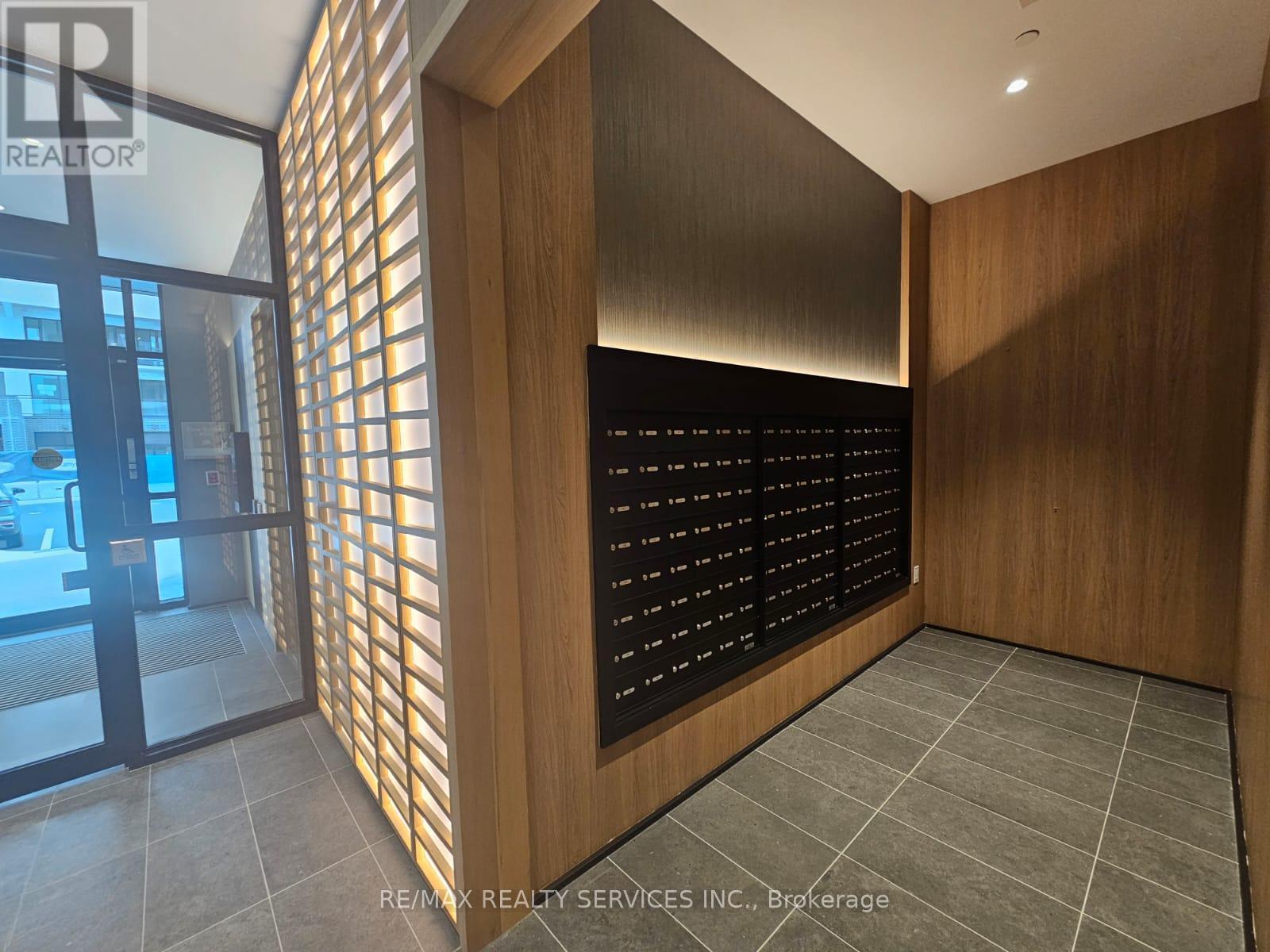 608 - 720 Whitlock Avenue, Milton, ON - Indoor Photo Showing Other Room