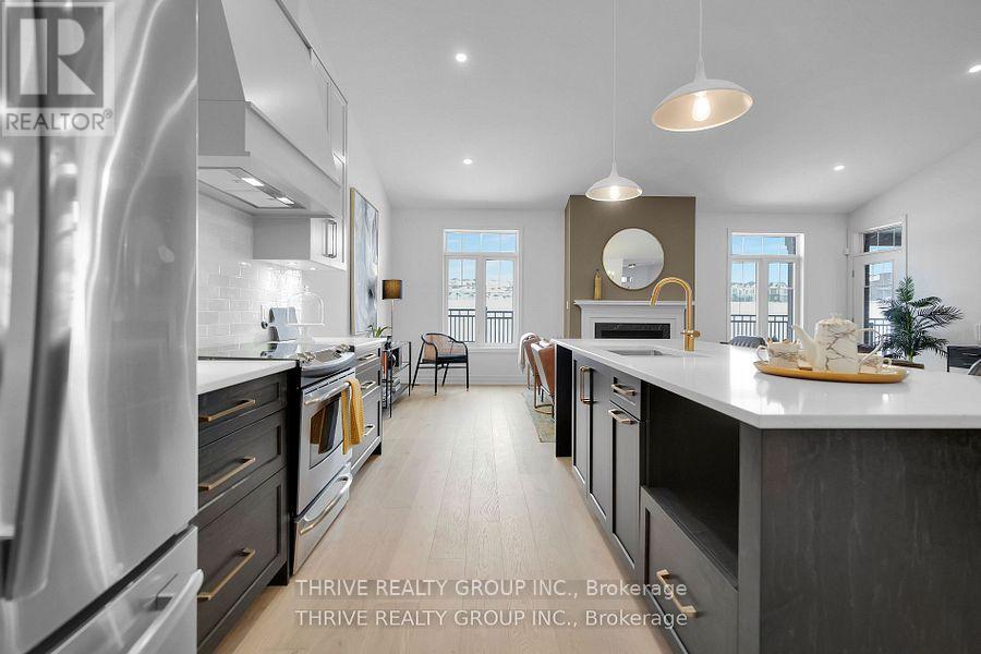 15 - 1080 Upperpoint Avenue, London South (South B), ON - Indoor Photo Showing Kitchen With Upgraded Kitchen