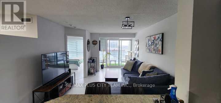 1013 - 125 Western Battery Road, Toronto, ON - Indoor