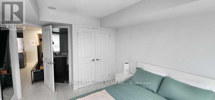 1013 - 125 Western Battery Road, Toronto, ON - Indoor