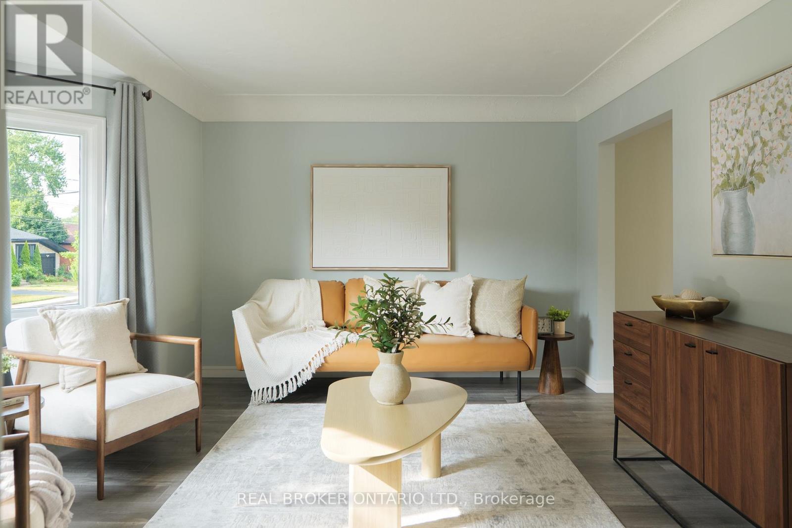 39 Cloverhill Road, Hamilton, ON - Indoor