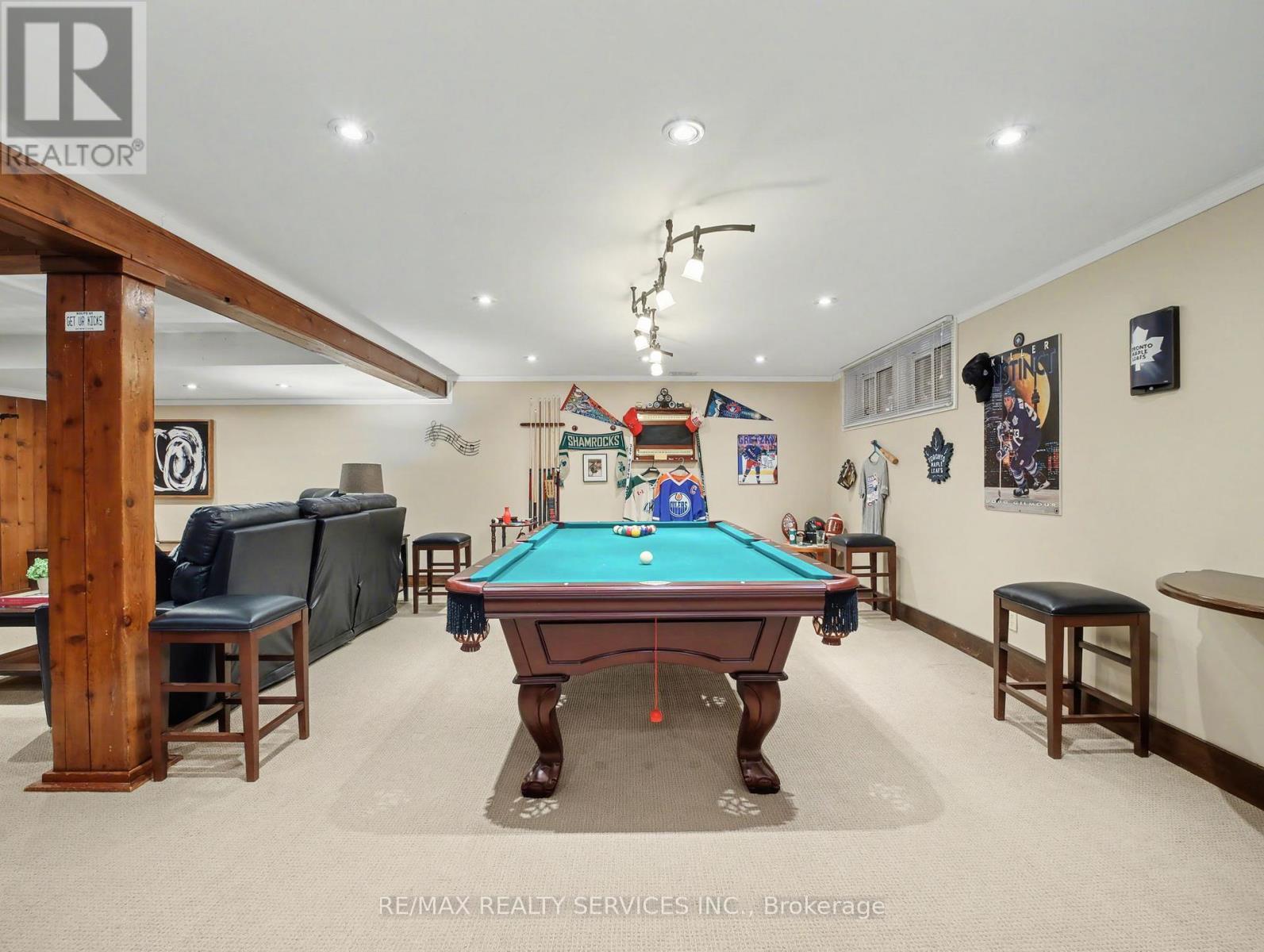 145 Glenforest Road, Cambridge, ON - Indoor Photo Showing Other Room