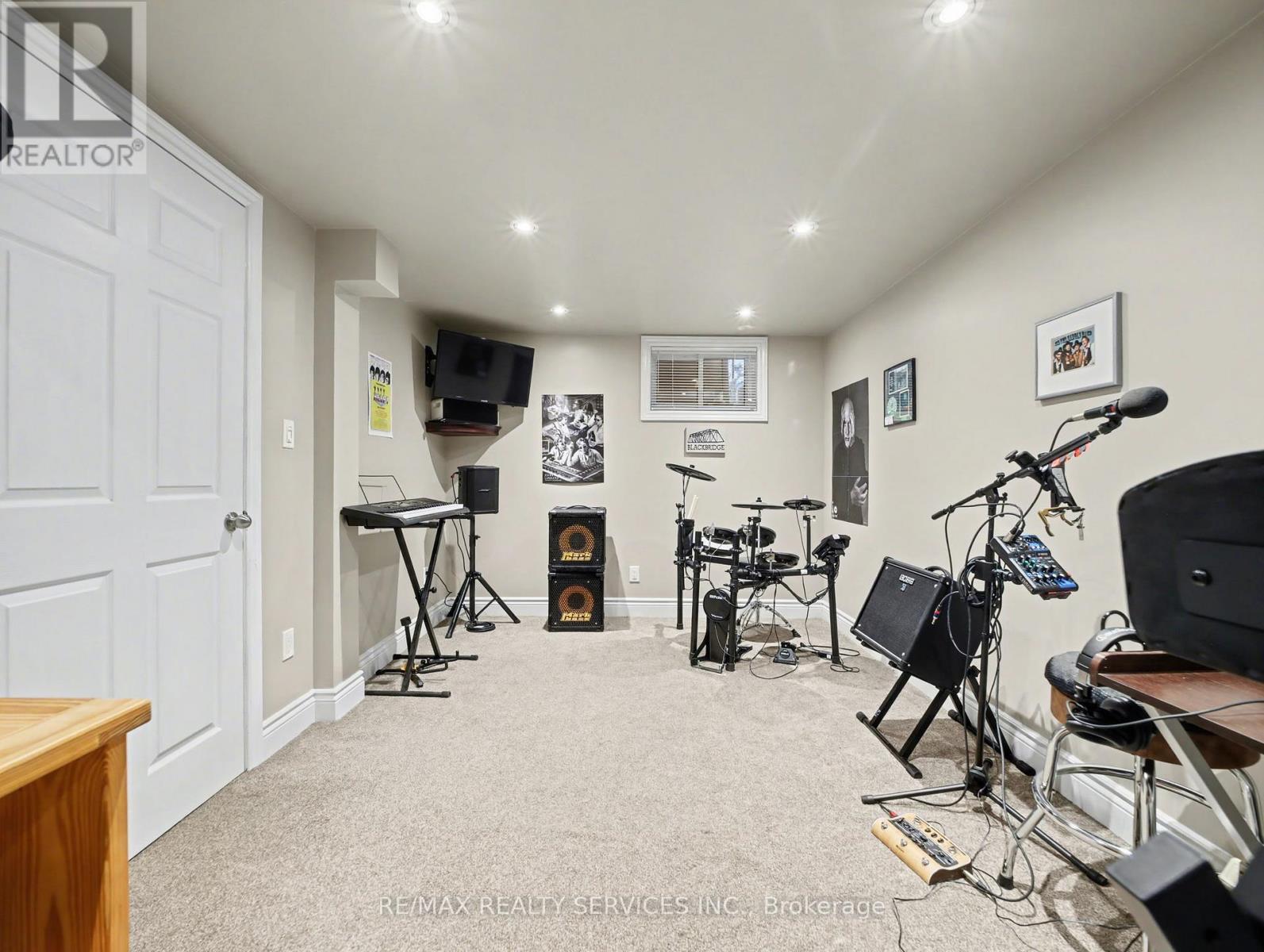 145 Glenforest Road, Cambridge, ON - Indoor