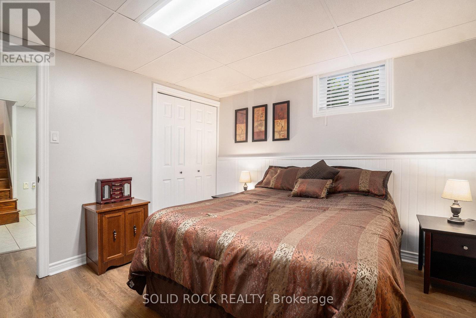 2278 Russland Road, Russell, ON - Indoor Photo Showing Bedroom