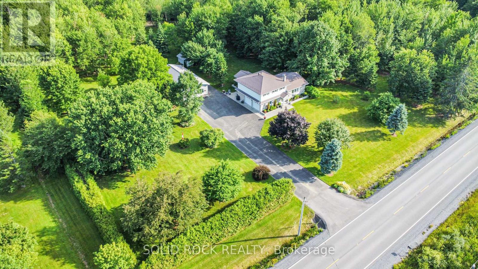 2278 Russland Road, Russell, ON - Outdoor With View