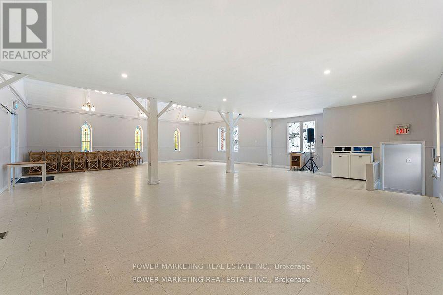 2476 Old Montreal Road, Ottawa, ON