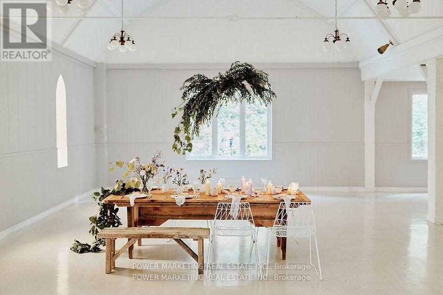 2476 Old Montreal Road, Ottawa, ON