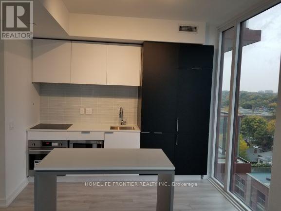 806 - 33 Helendale Avenue, Toronto, ON - Indoor Photo Showing Other Room