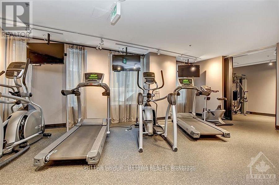 1102 - 428 Sparks Street, Ottawa, ON - Indoor Photo Showing Gym Room