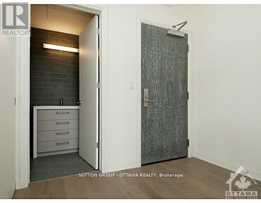 1102 - 428 Sparks Street, Ottawa, ON - Indoor Photo Showing Other Room