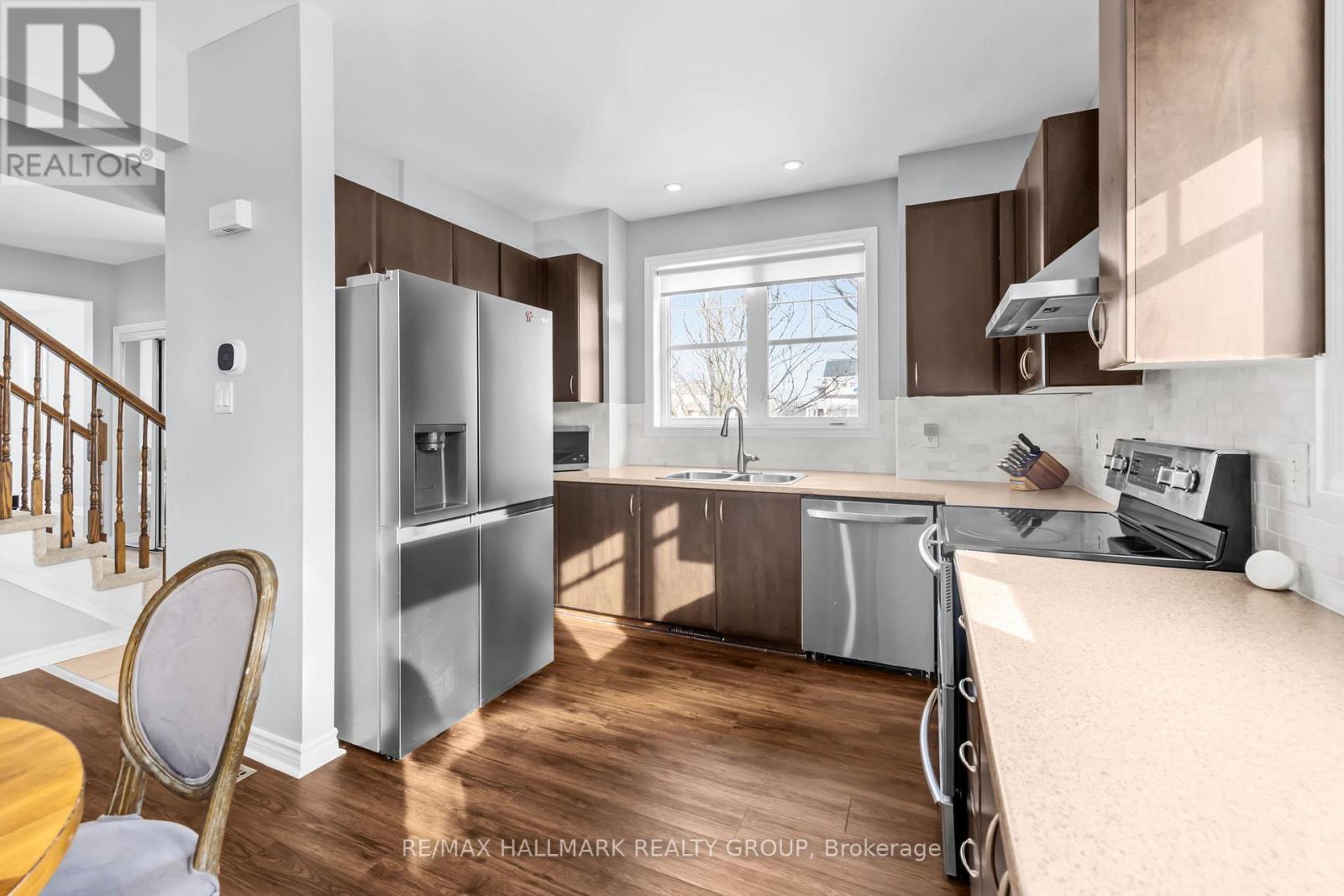 601 Rosehill Avenue, Ottawa, ON - Indoor Photo Showing Kitchen