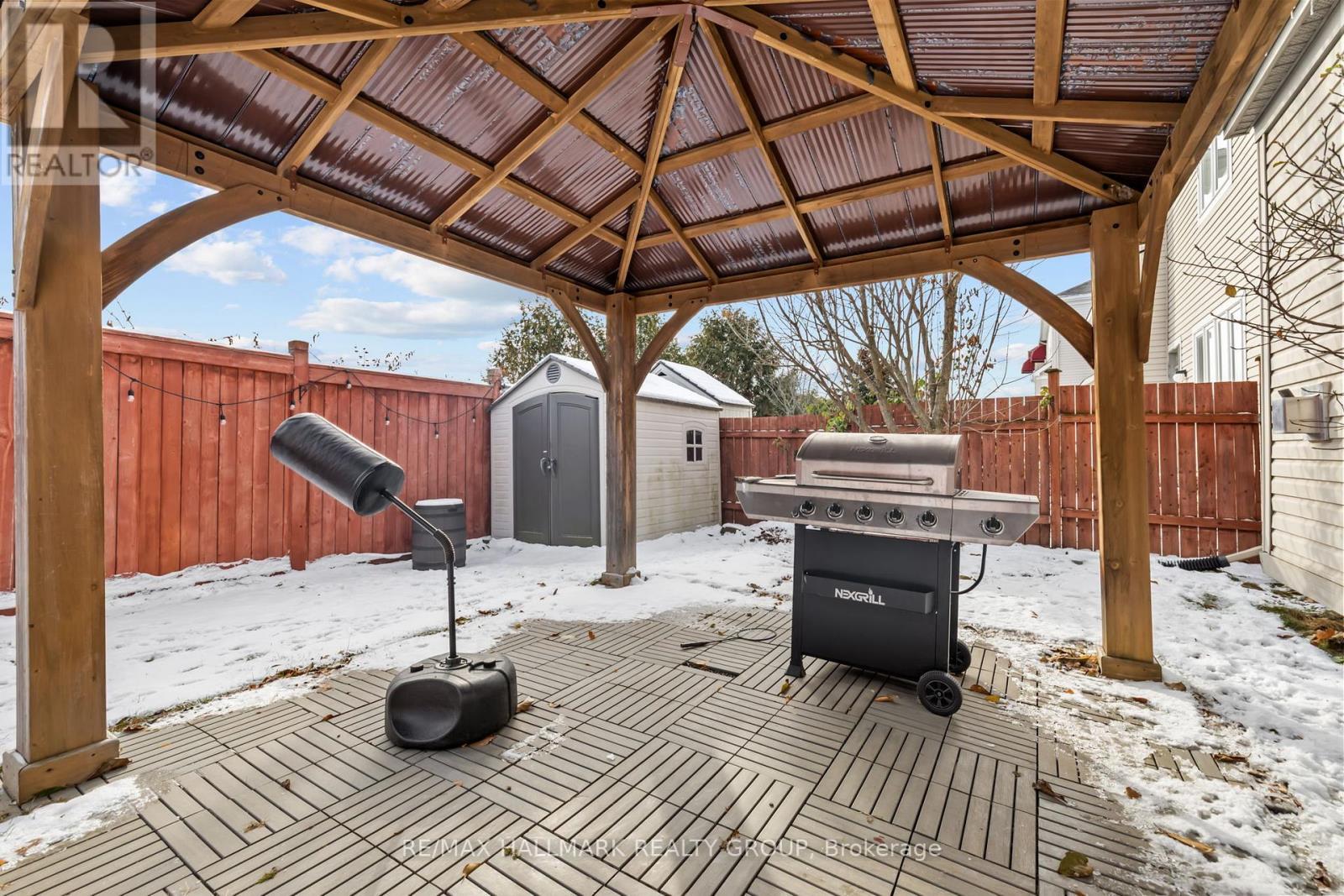 601 Rosehill Avenue, Ottawa, ON - Outdoor With Deck Patio Veranda With Exterior