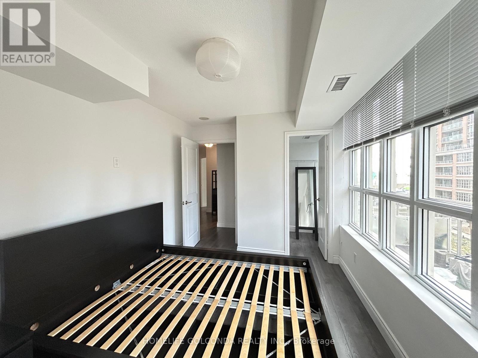 912 - 65 East Liberty Street, Toronto, ON - Indoor Photo Showing Bedroom