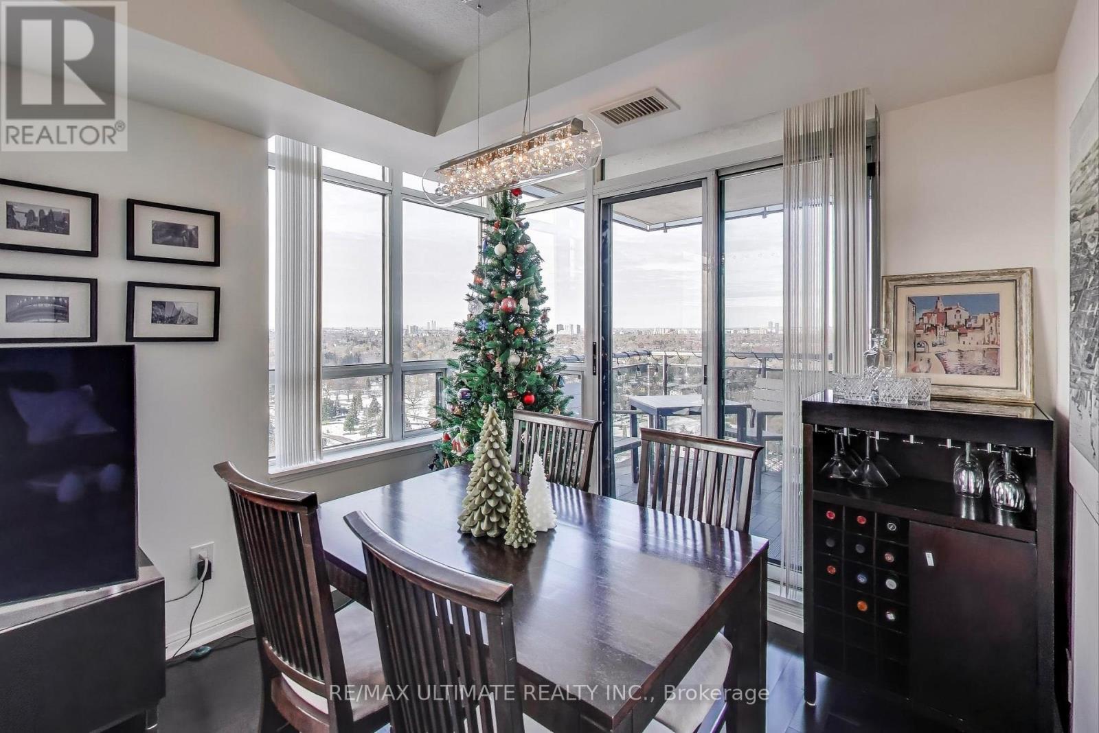 2805 - 153 Beecroft Road, Toronto, ON - Indoor Photo Showing Dining Room