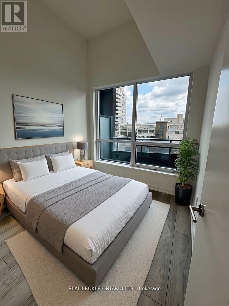 Third bedroom - 420S - 110 Broadway Avenue, Toronto, ON - Indoor Photo Showing Bedroom