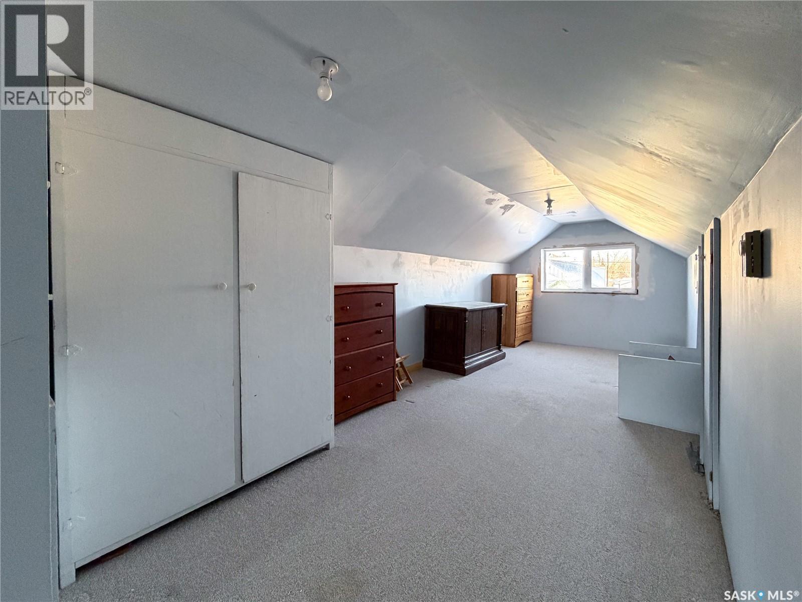 301 Front Street, Eastend, SK - Indoor Photo Showing Other Room