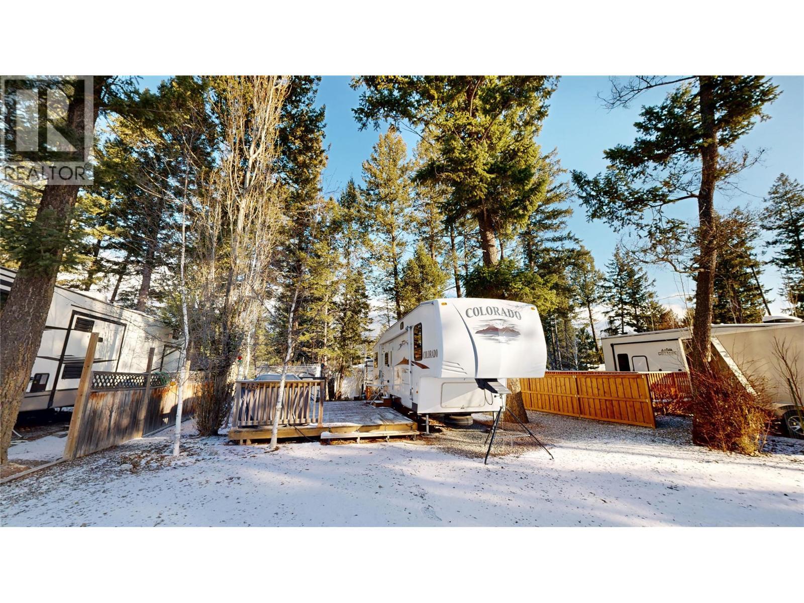 4868 Riverview Drive Unit# 133, Edgewater, BC