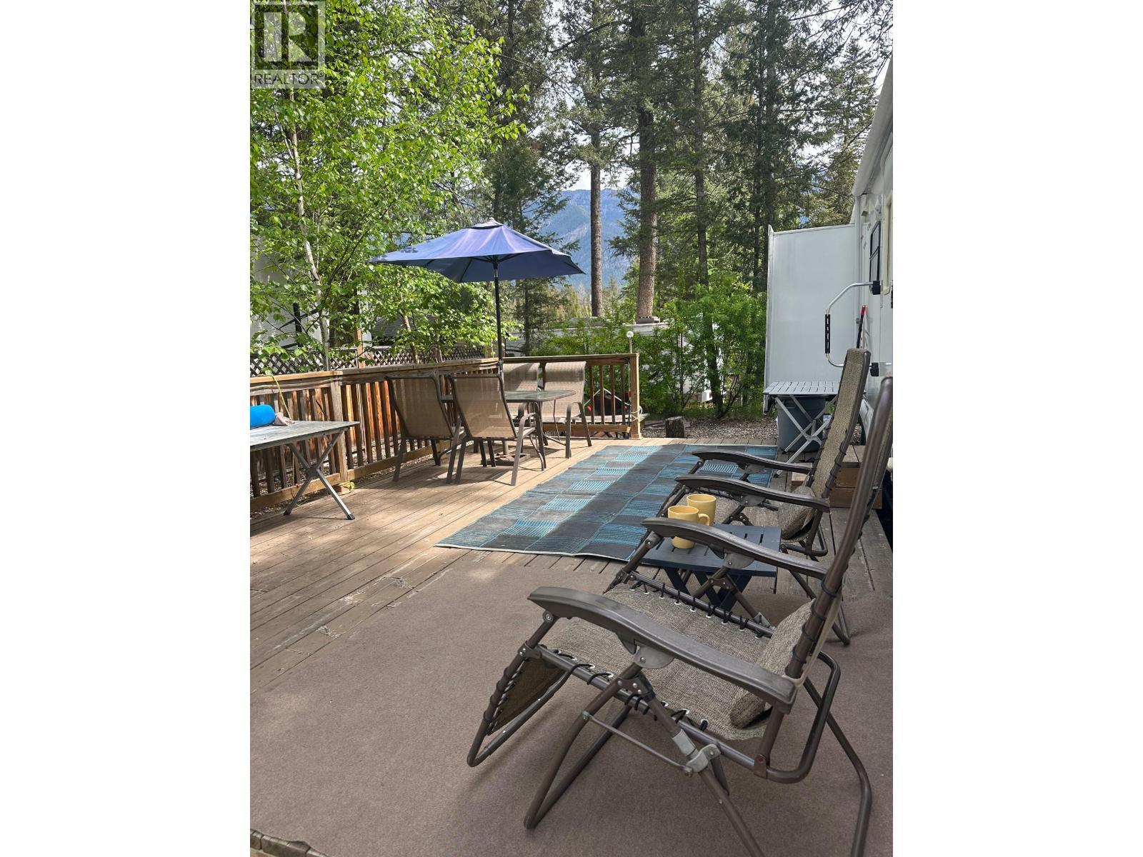 4868 Riverview Drive Unit# 133, Edgewater, BC