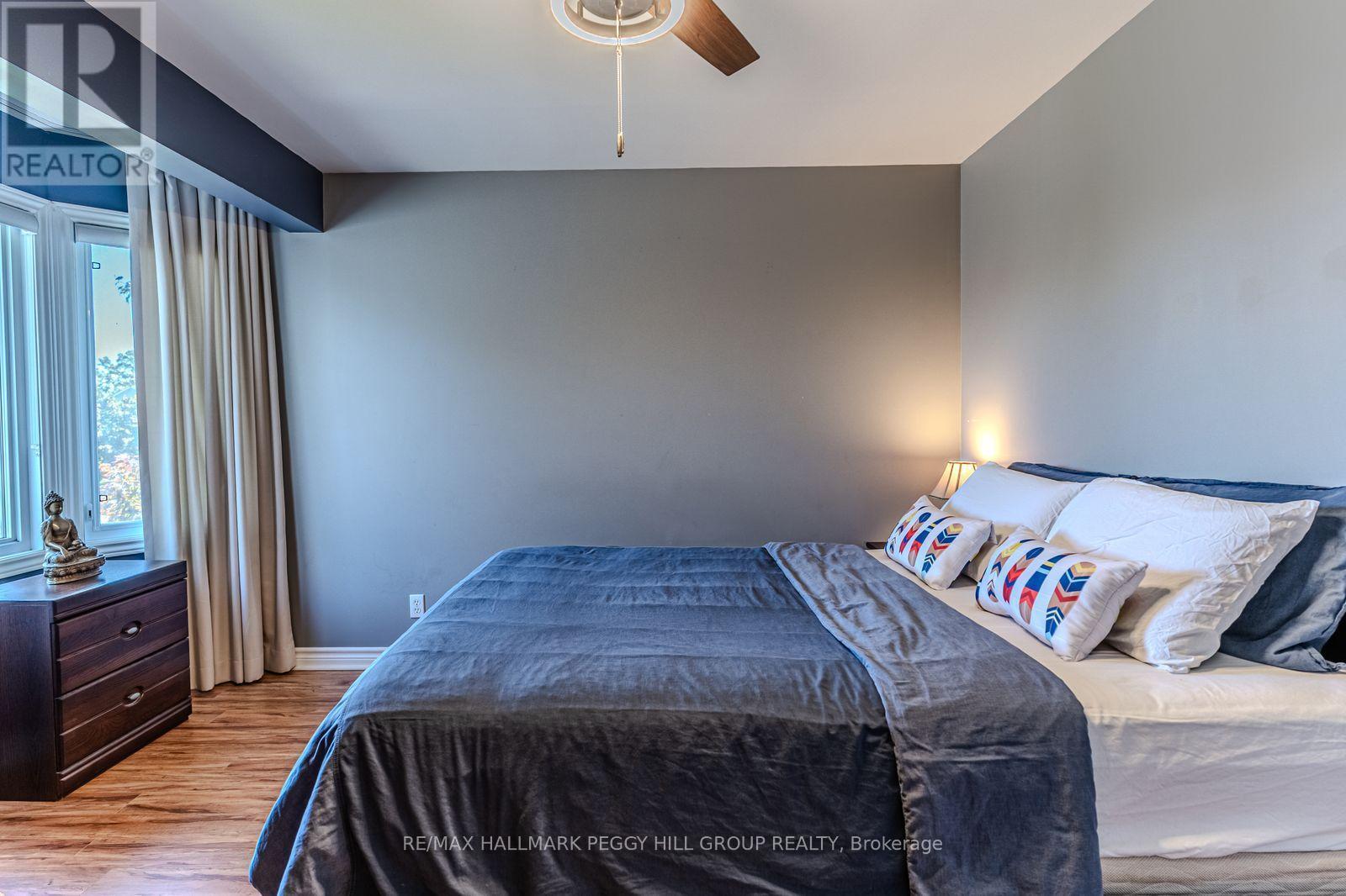 3678 Kimberley Street, Innisfil, ON - Indoor Photo Showing Bedroom
