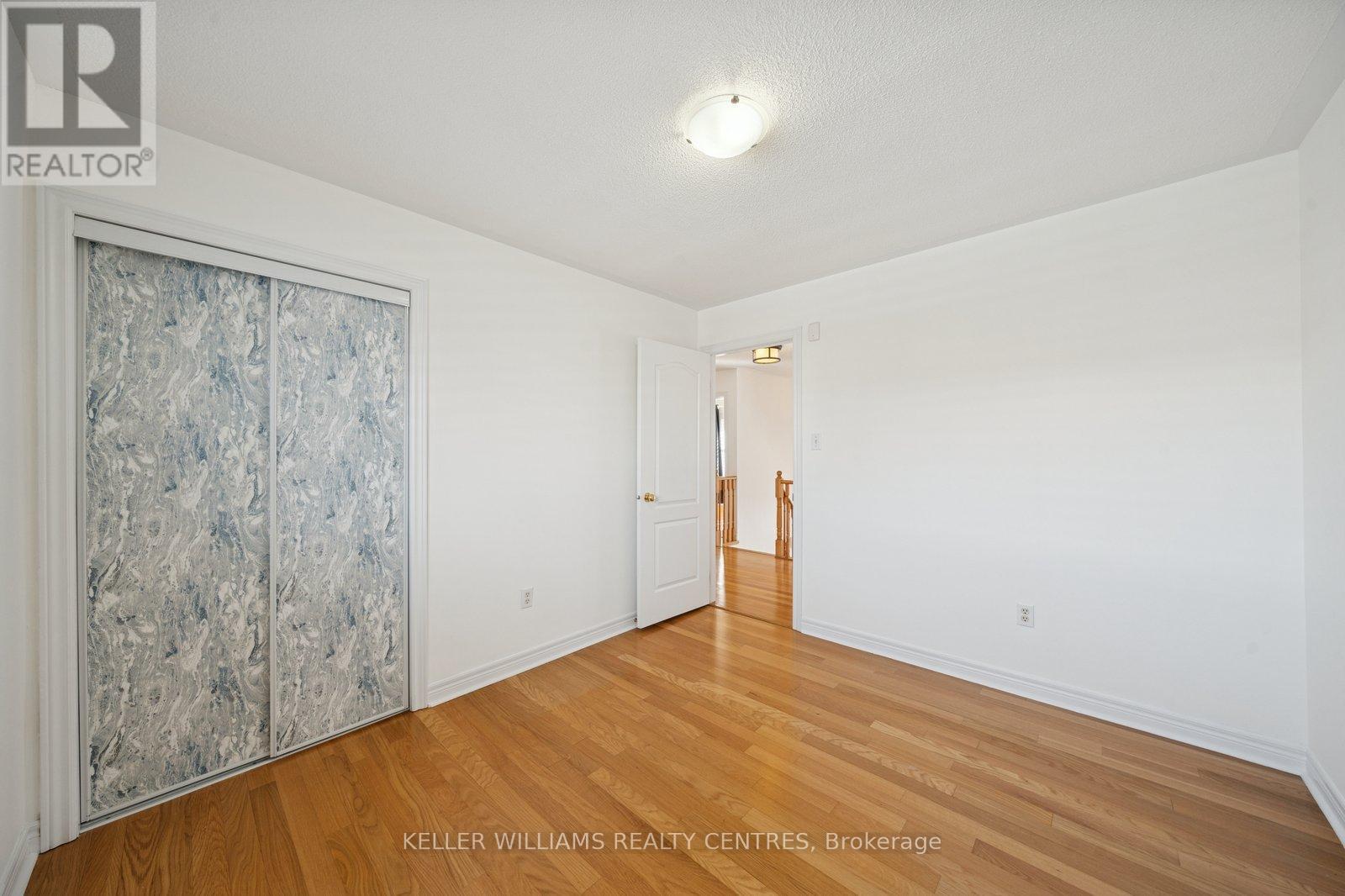 10 Margaret Place, Georgina, ON - Indoor Photo Showing Other Room